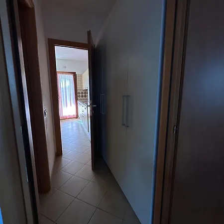 Nettuno Апарт-отель Вьесте