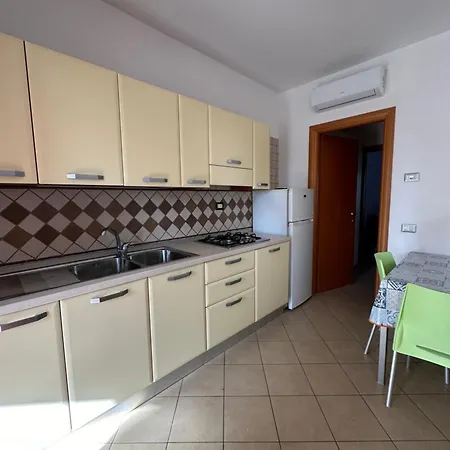 Апарт-отель Nettuno Вьесте